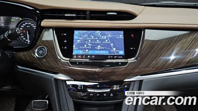 Cadillac XT6 2023