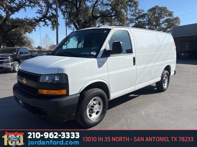 Chevrolet Express 2024
