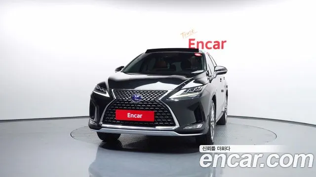 Lexus RX 2021