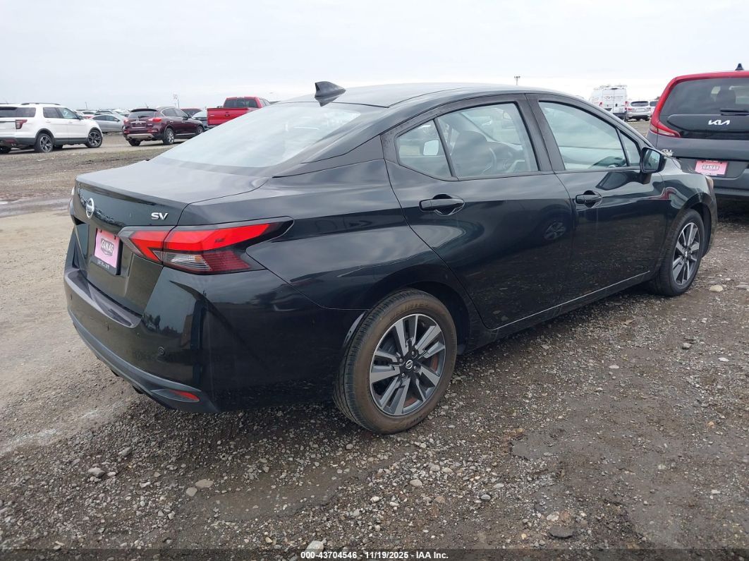Nissan Versa 2021