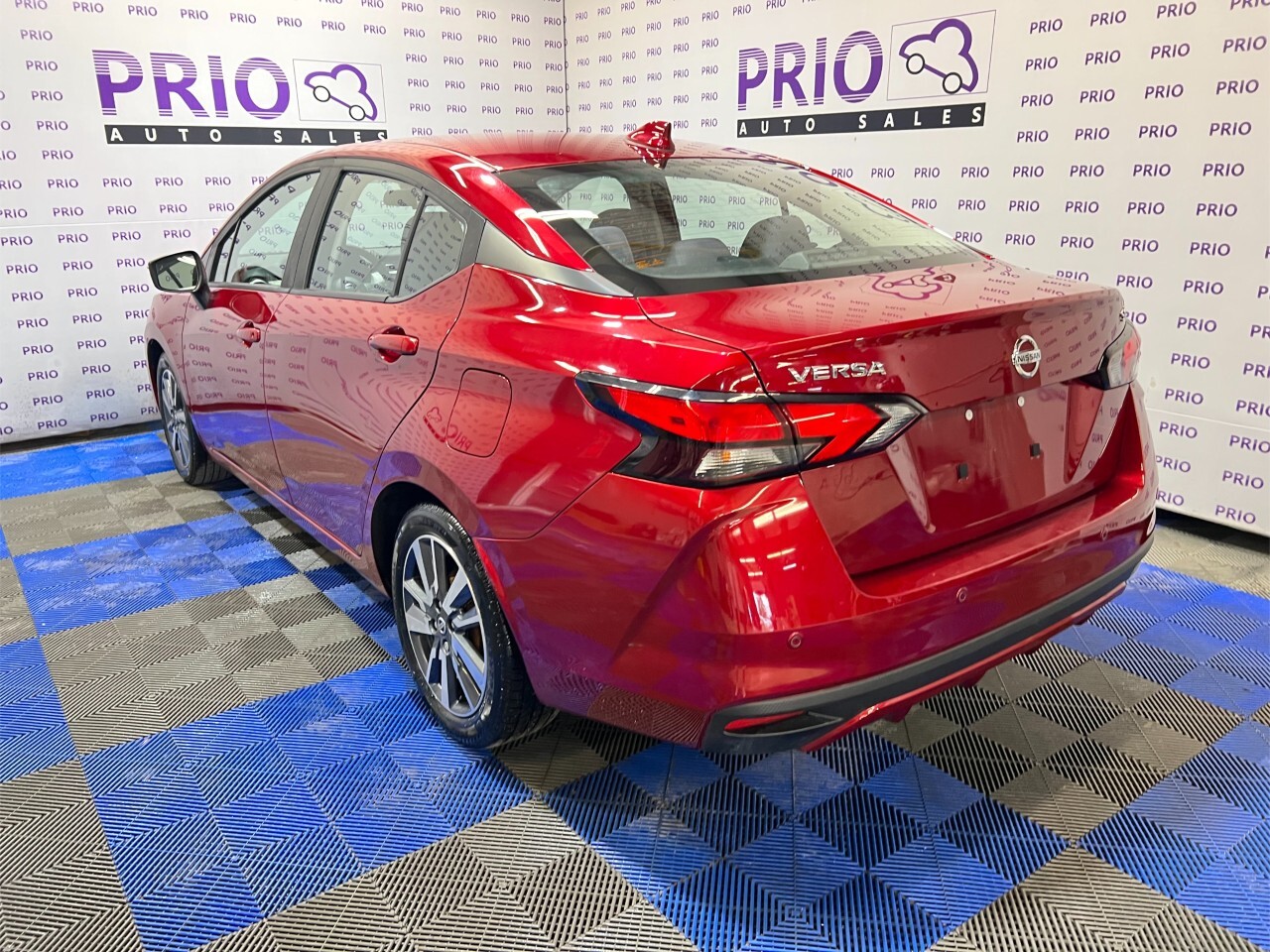 Nissan Versa 2021
