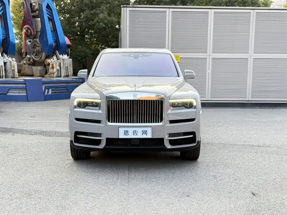 Rolls-Royce Cullinan 2024
