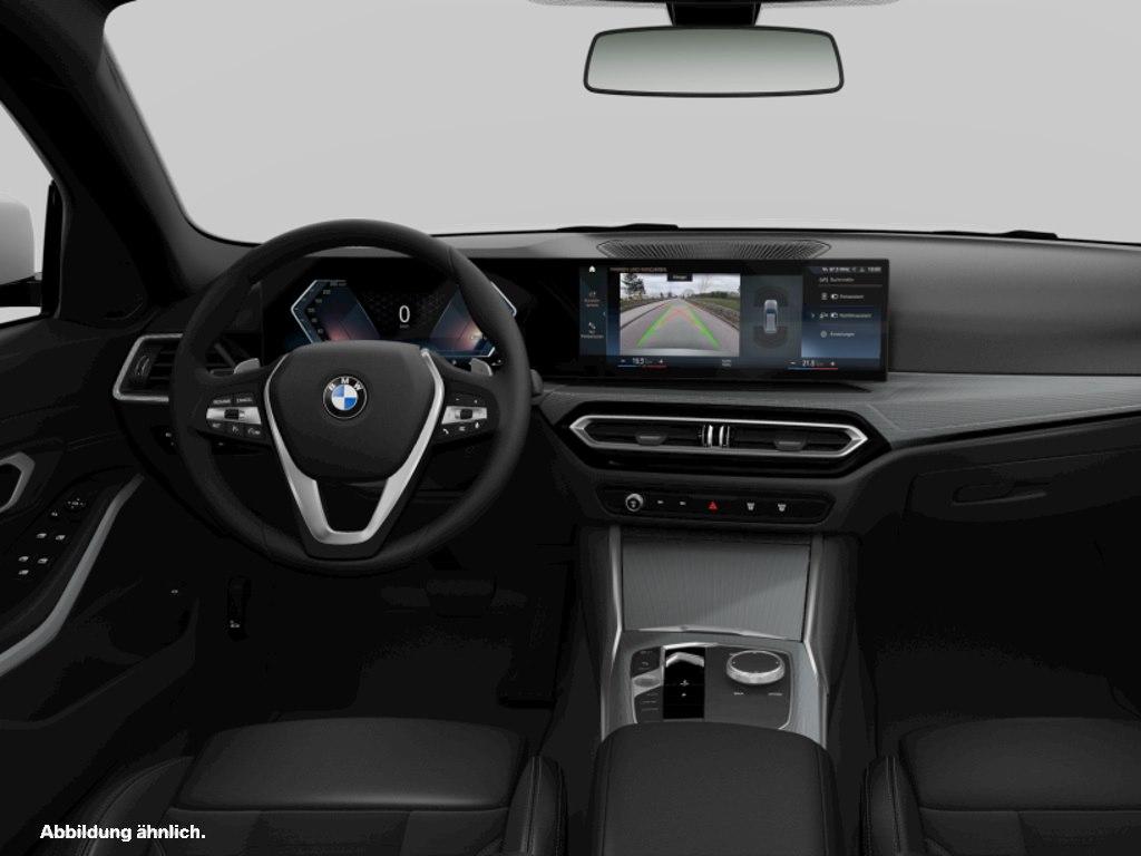 BMW 318 2023
