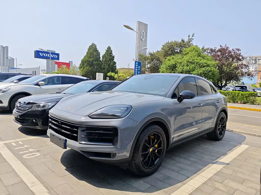 Porsche Cayenne 2023