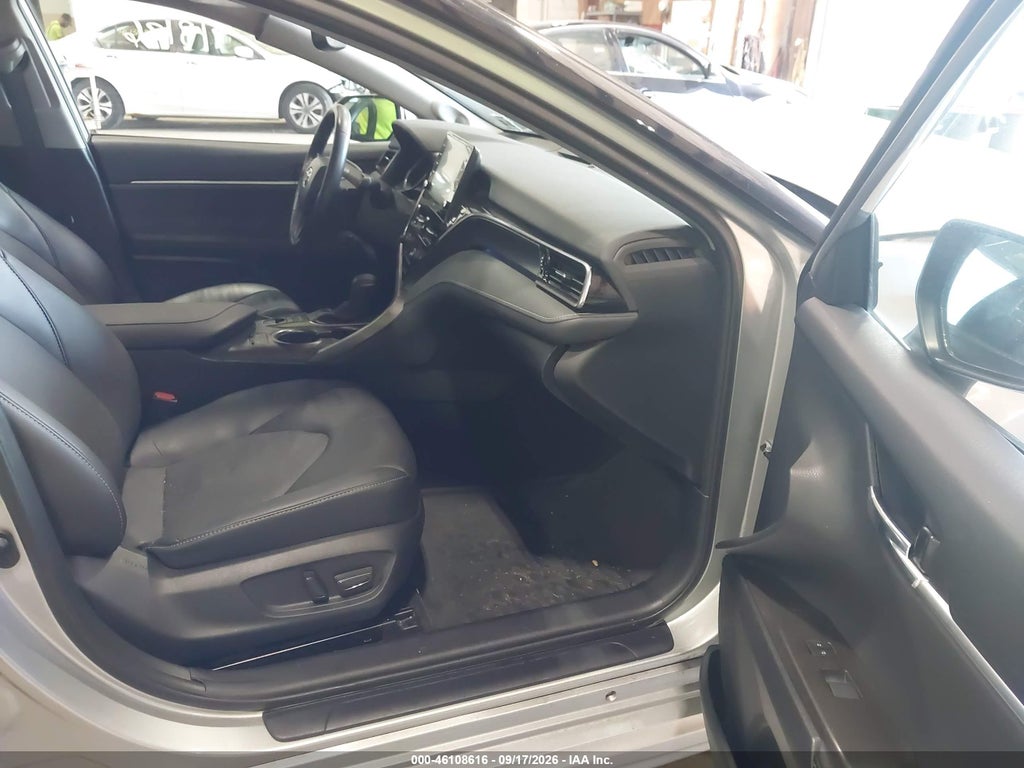 Toyota Camry 2023