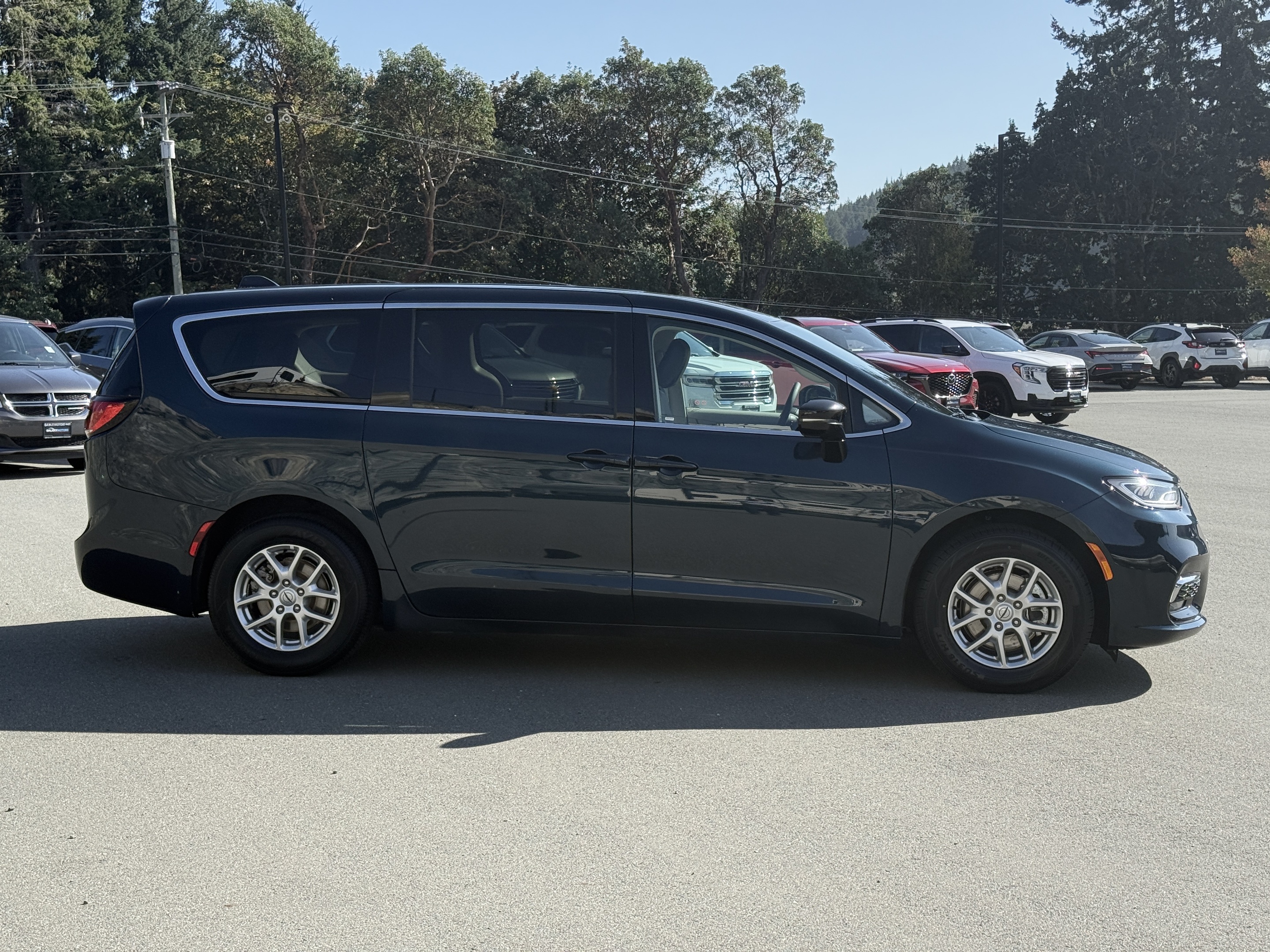 Chrysler Pacifica 2024