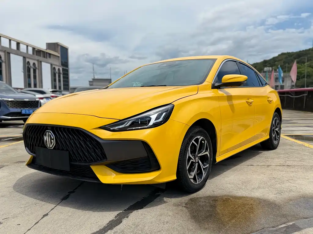 MG MG5 2021