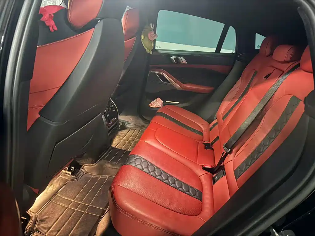 BMW X6 M 2022