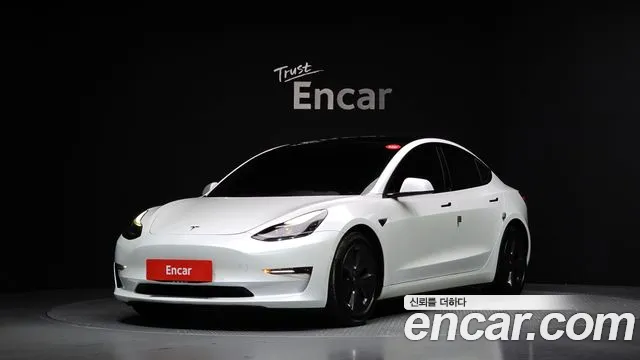 Tesla Model 3 2021