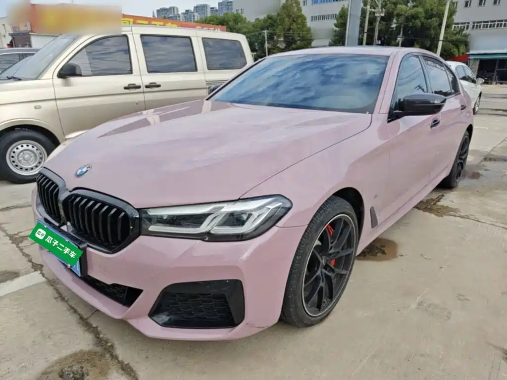 BMW 5 серии 2023