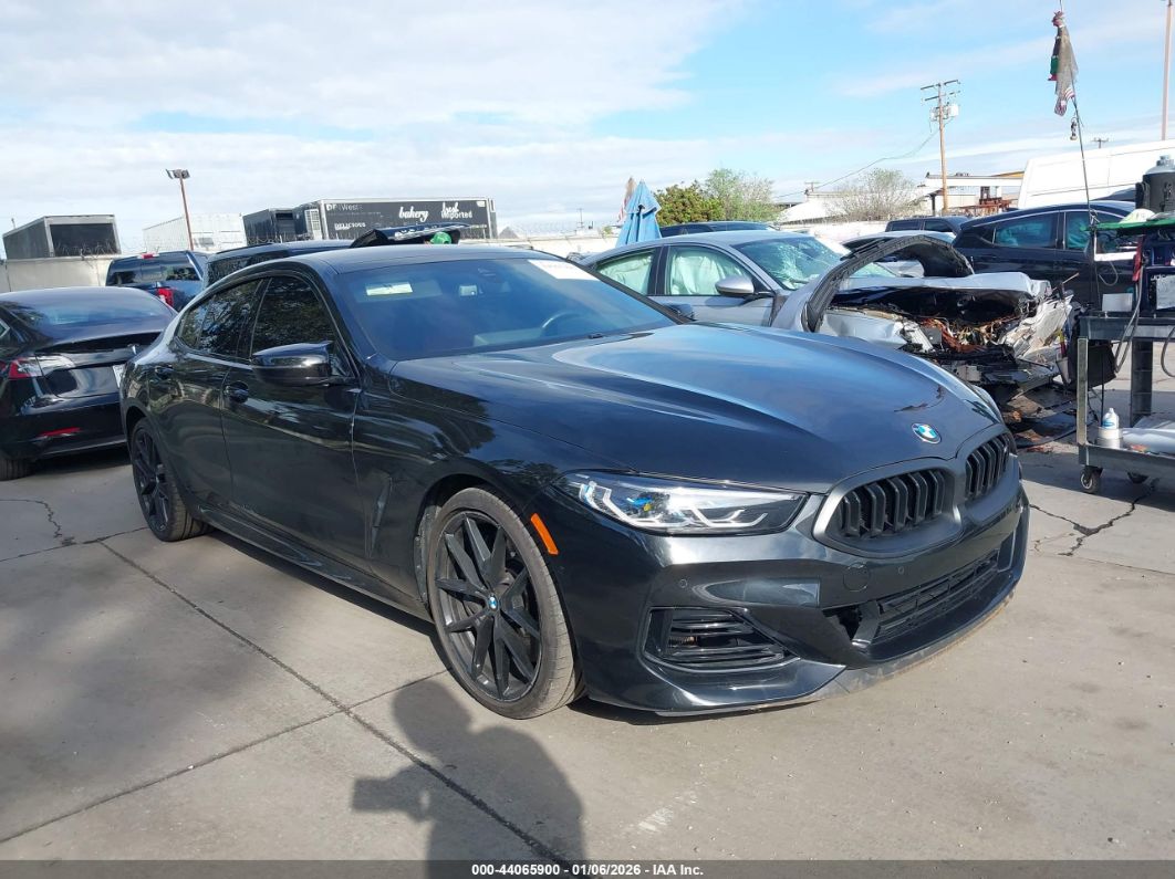 BMW 8 серии 2025