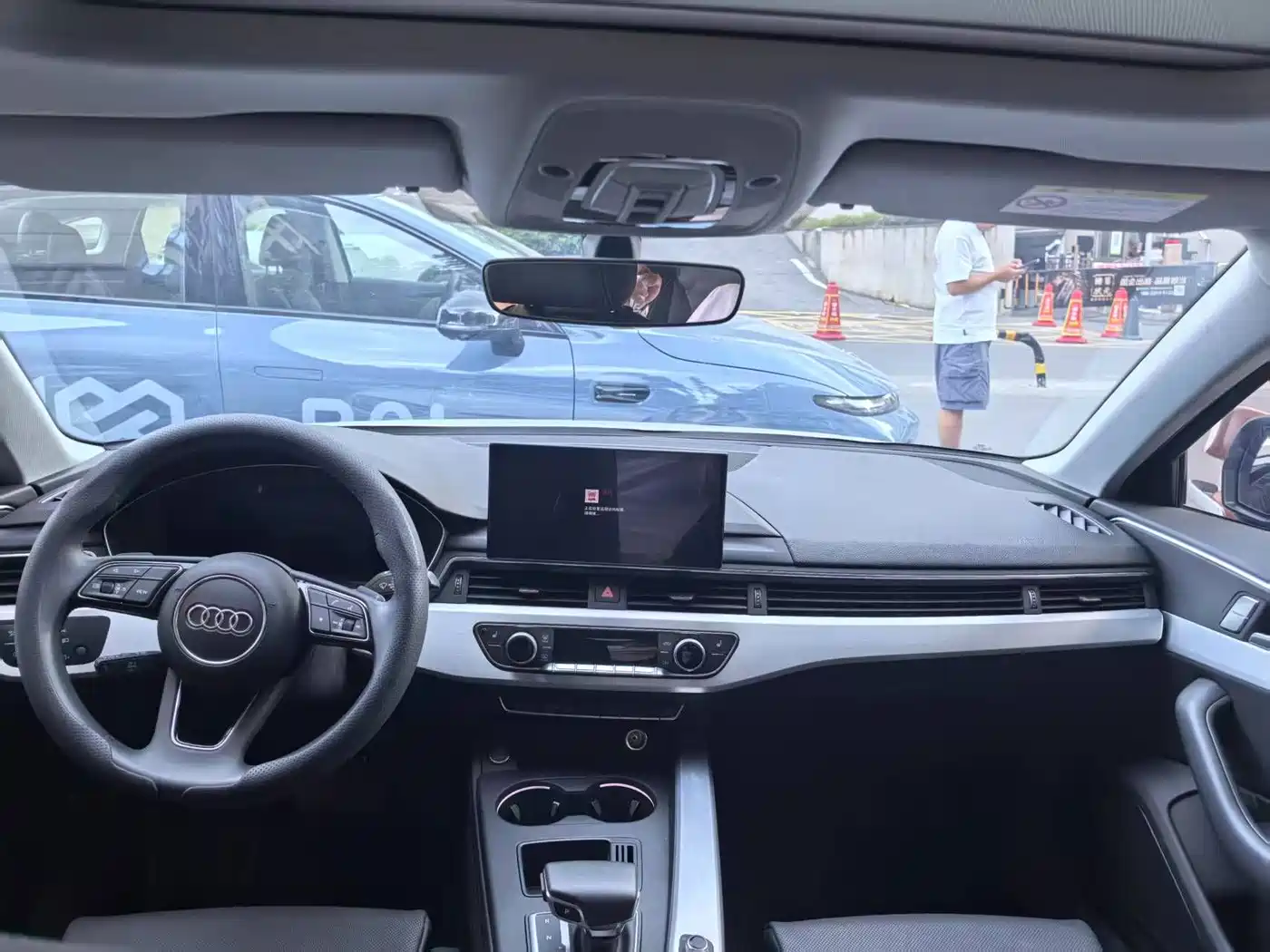 Audi A4 2025