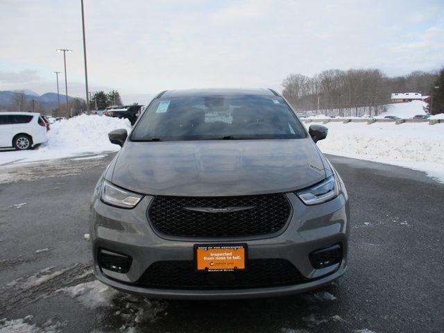 Chrysler Pacifica 2023