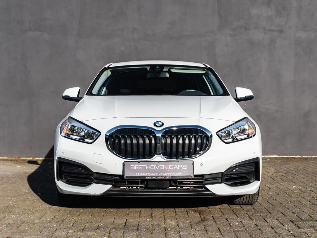 BMW 116 2022