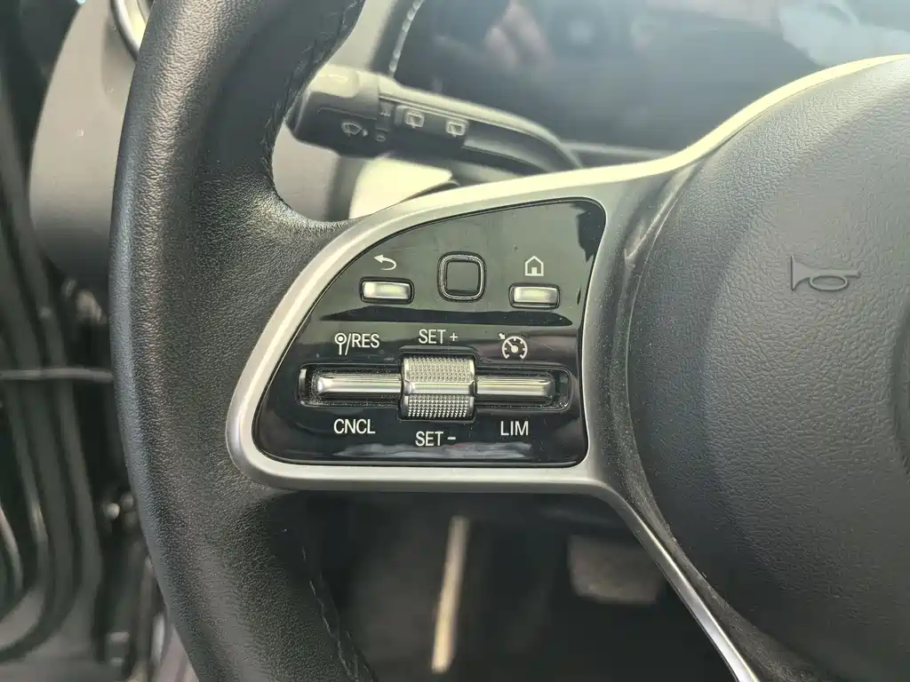 Mercedes-Benz GLB 2022