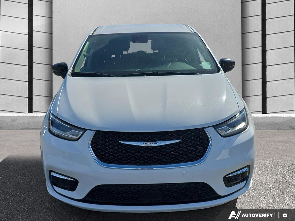 Chrysler Pacifica 2024