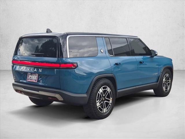 Rivian R1S 2024
