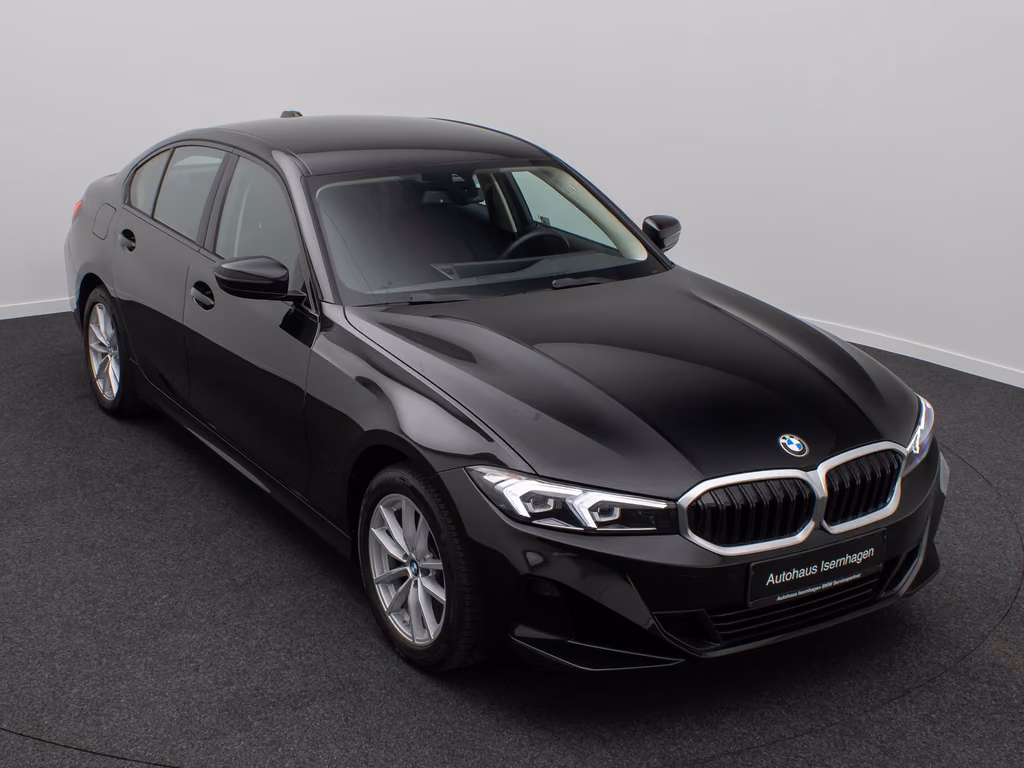 BMW 318 2024