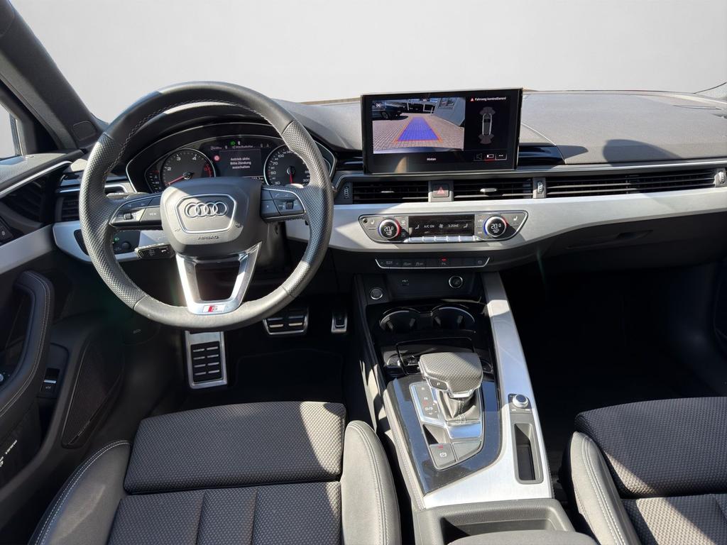 Audi A4 2022