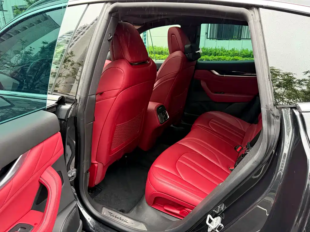 Maserati Levante 2022