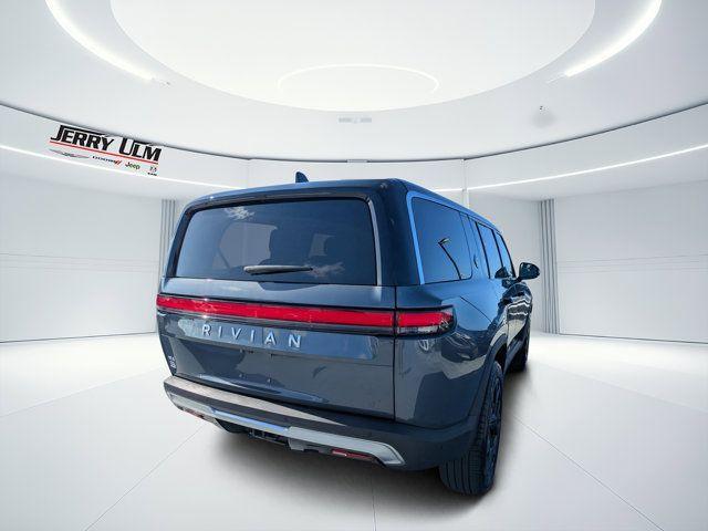Rivian R1S 2023
