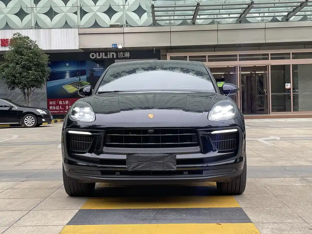 Porsche Macan 2022