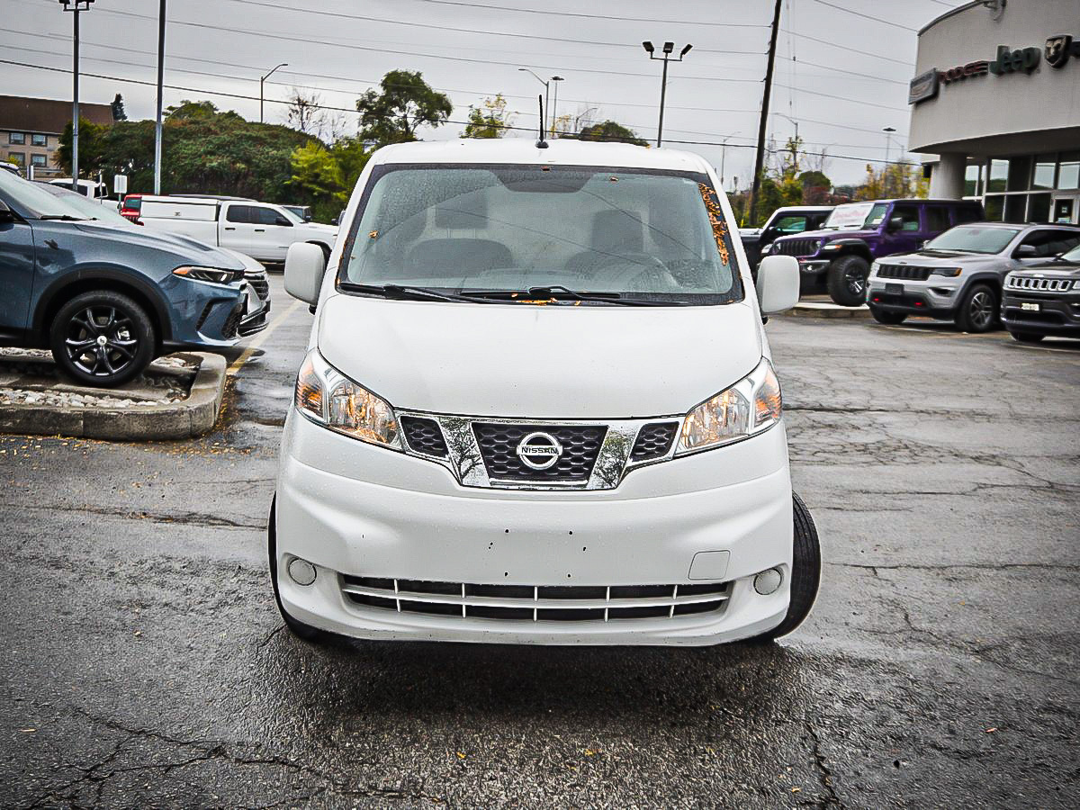 Nissan NV200 2020