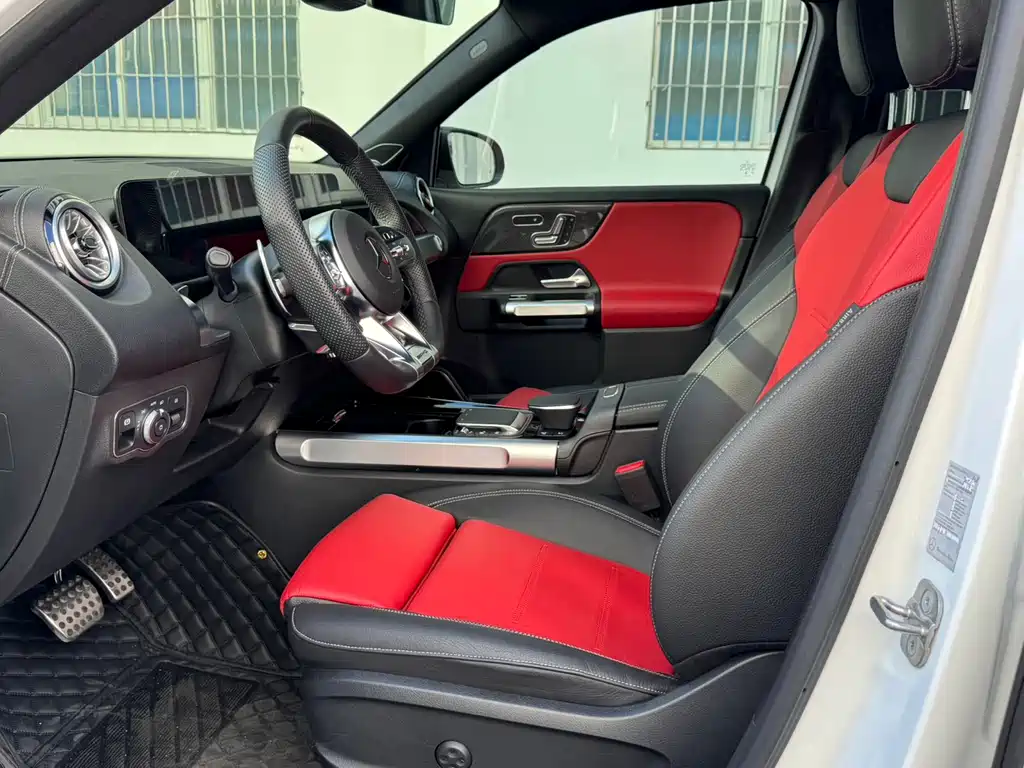 Mercedes-Benz GLB AMG 2023