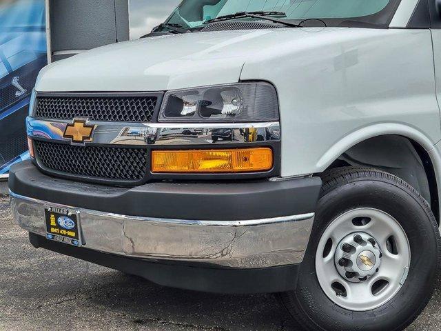 Chevrolet Express 2025