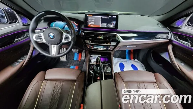 BMW 5 серии 2023
