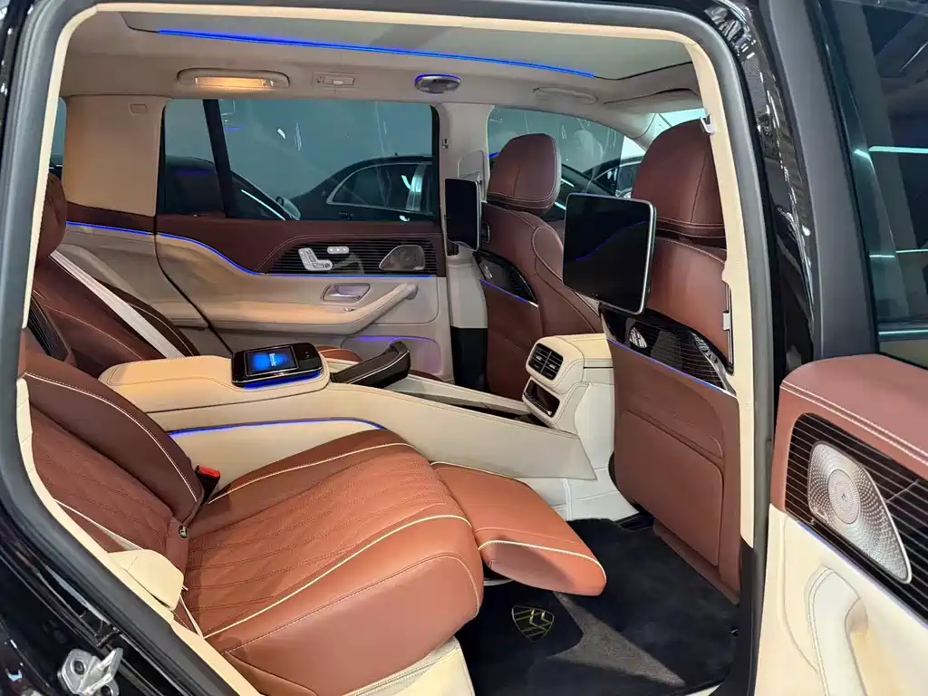Mercedes-Benz GLS 2021