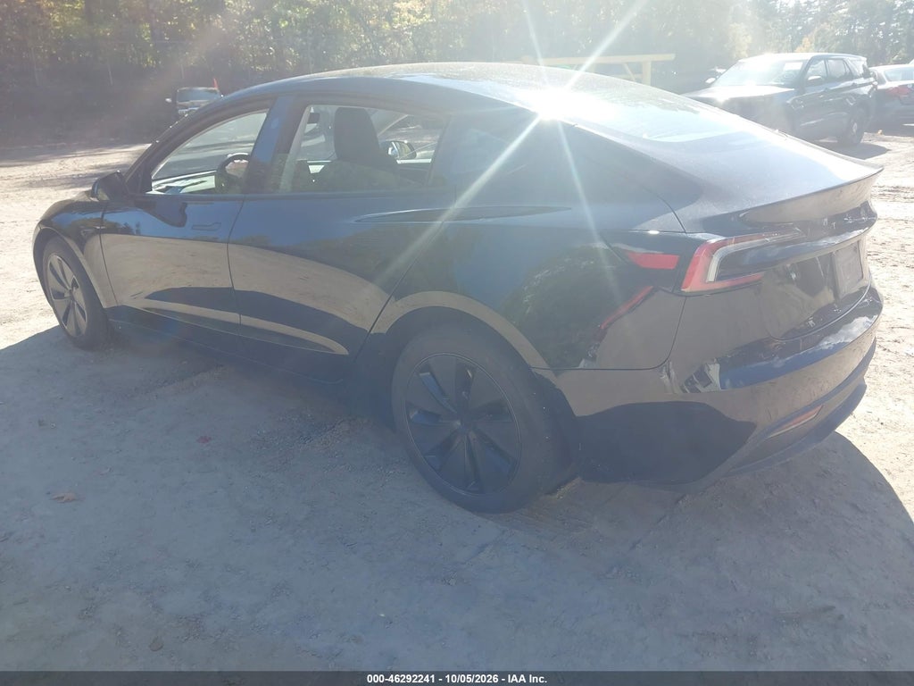 Tesla Model 3 2025
