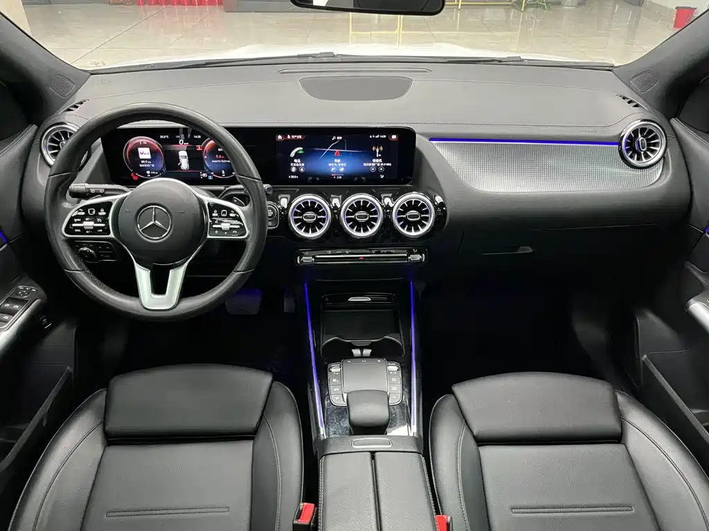 Mercedes-Benz GLA 2021