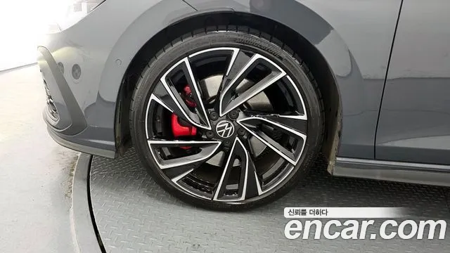 Volkswagen Golf 2023