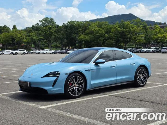 Porsche Taycan 2020