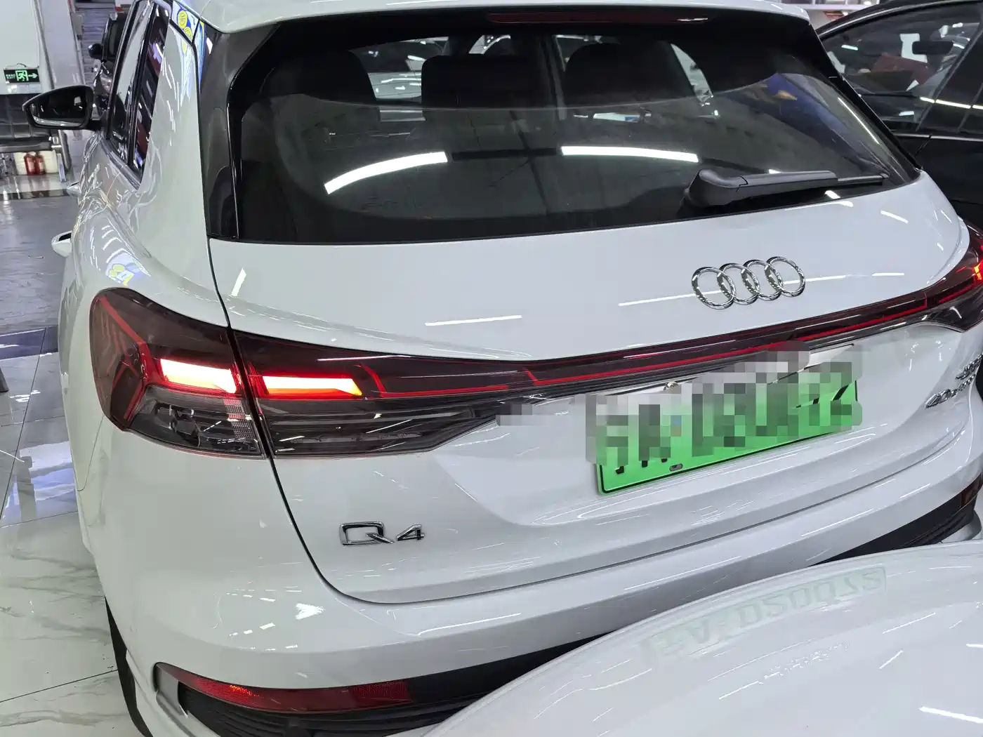 Audi Q4 e-tron 2024