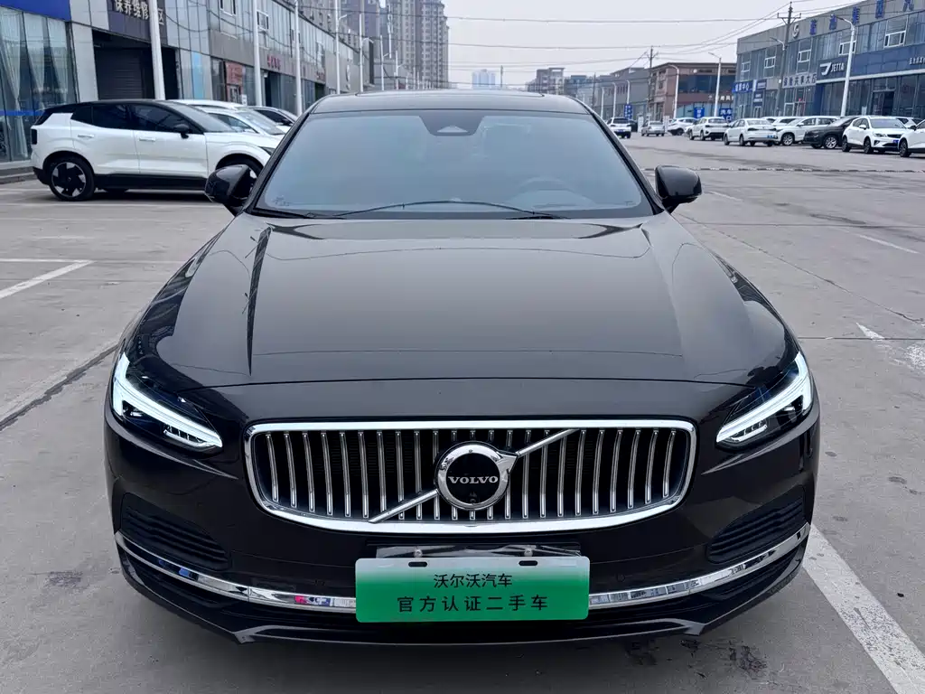 Volvo S90 2024