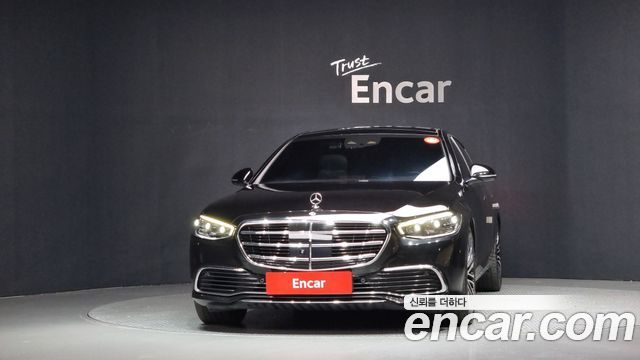 Mercedes-Benz S-Класс 2021