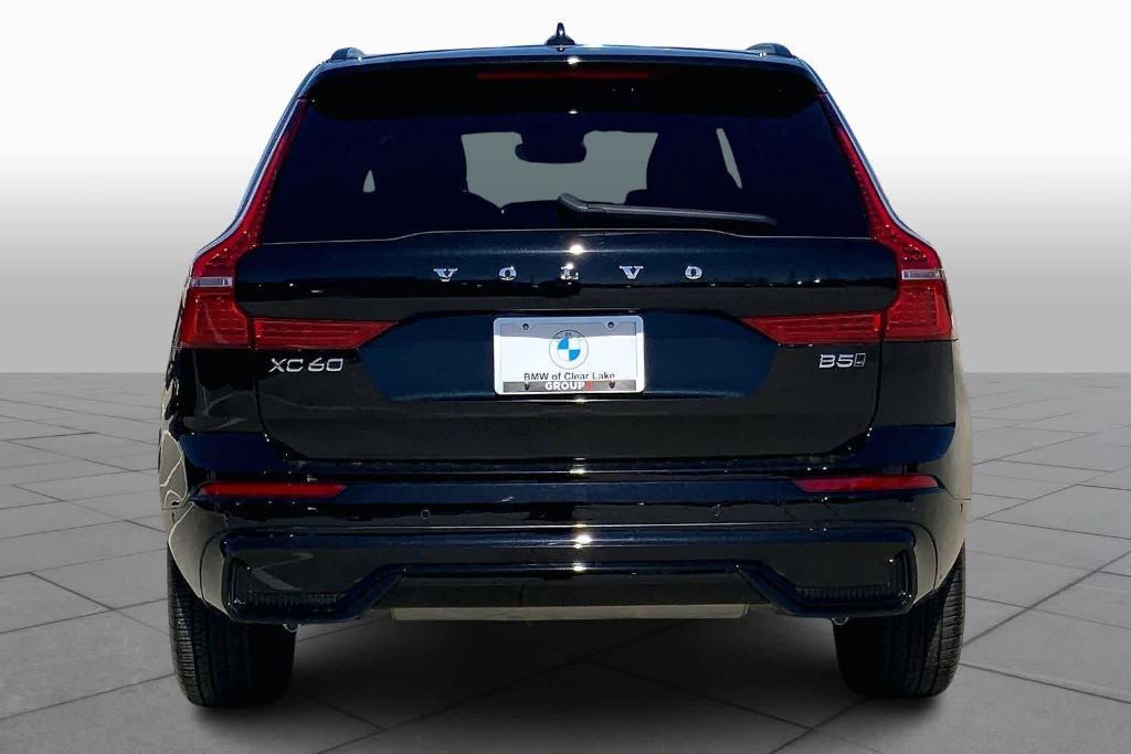 Volvo XC60 2025