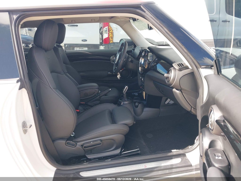 Mini Hardtop 2024