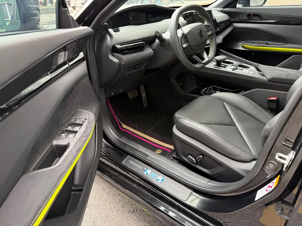 Changan UNI-V 2022