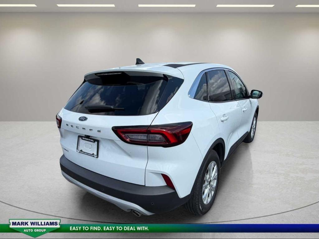 Ford Escape 2024
