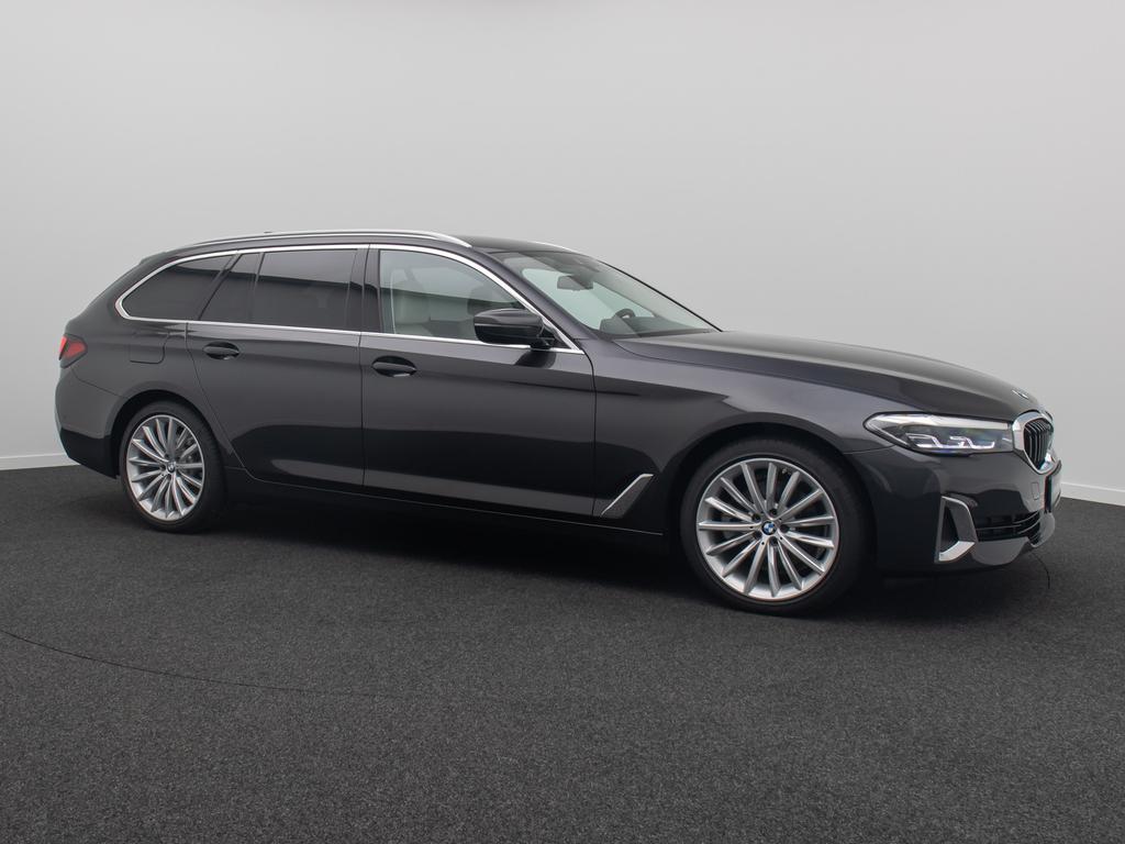 BMW 520 2023