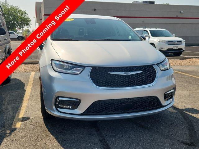 Chrysler Pacifica 2024
