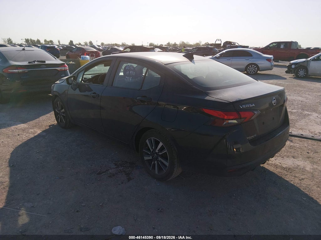 Nissan Versa 2021