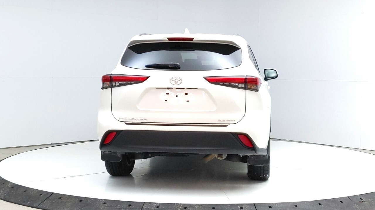 Toyota Highlander 2021