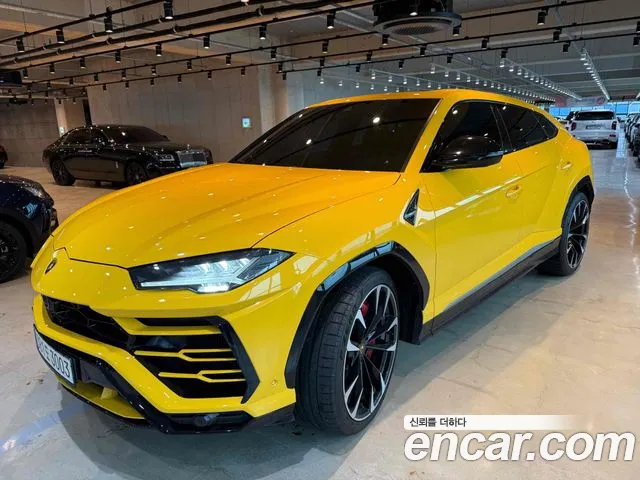Lamborghini Urus 2021