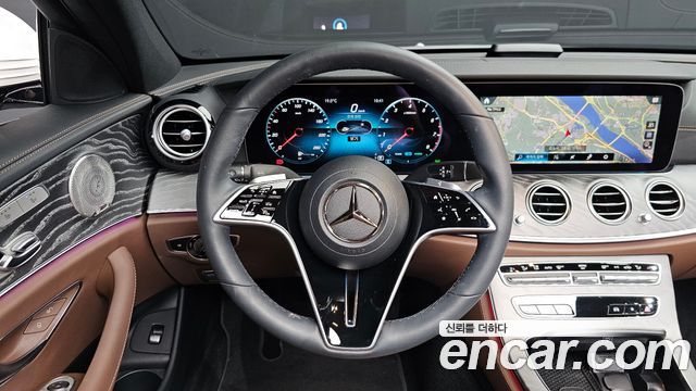 Mercedes-Benz E-Класс 2023