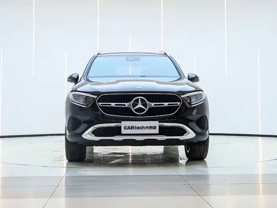Mercedes-Benz GLC 2025