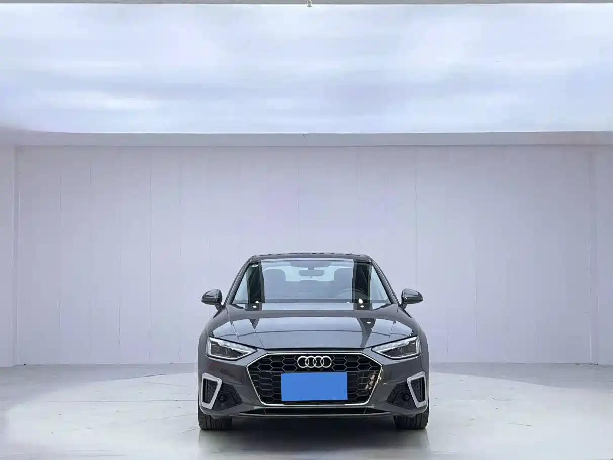 Audi A4 2022